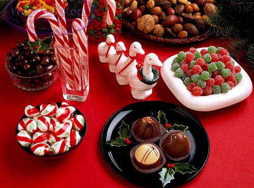 Candy Canes On The Tree or A Stack Of Chocolate Coins - 5 Festive Ways To Give Sweets This Christmas