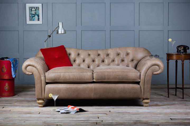 How To Find A Perfect Chesterfield Sofa For Your Living Room