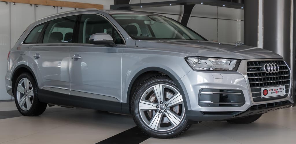 What Is The Difference Between Audi Q7 2015 and Audi Q7 2017?
