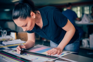 3 Things To Consider When Purchasing A Screen Printing Press
