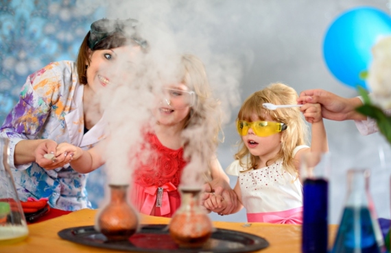 Add Extra Wow Factor by Hiring Science Entertainers For Kids Science Party